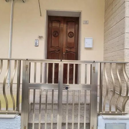 B&m Apt2 *