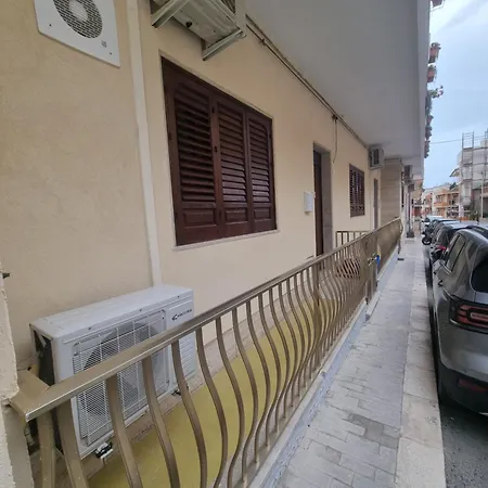B&m Apt2
